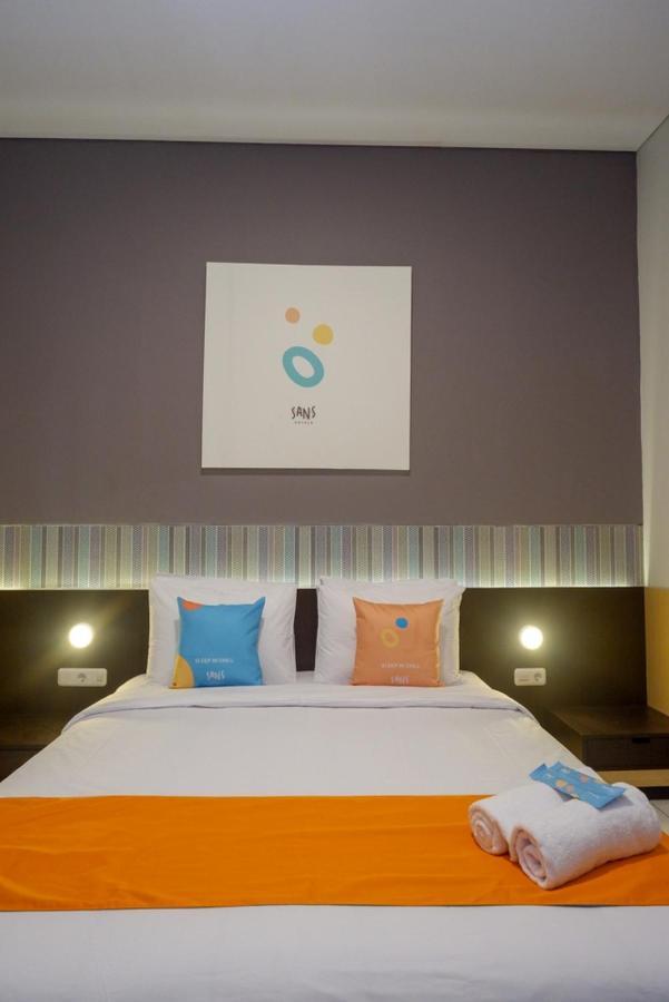 Sans Hotel Good Wish Semarang Jomblang Екстер'єр фото