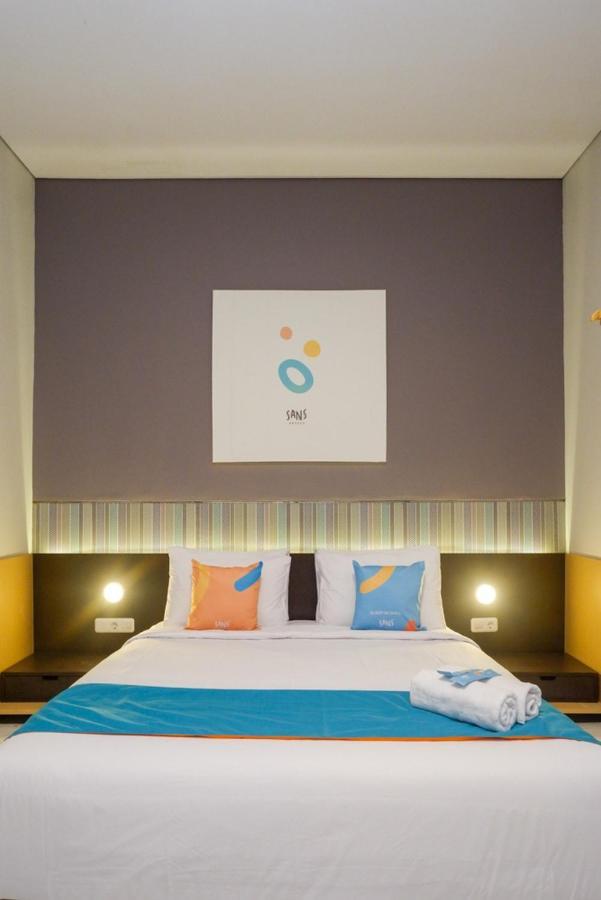 Sans Hotel Good Wish Semarang Jomblang Екстер'єр фото