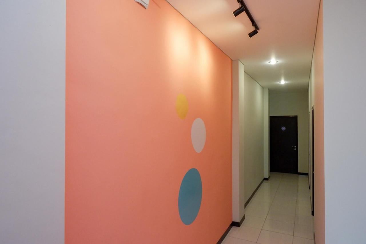 Sans Hotel Good Wish Semarang Jomblang Екстер'єр фото