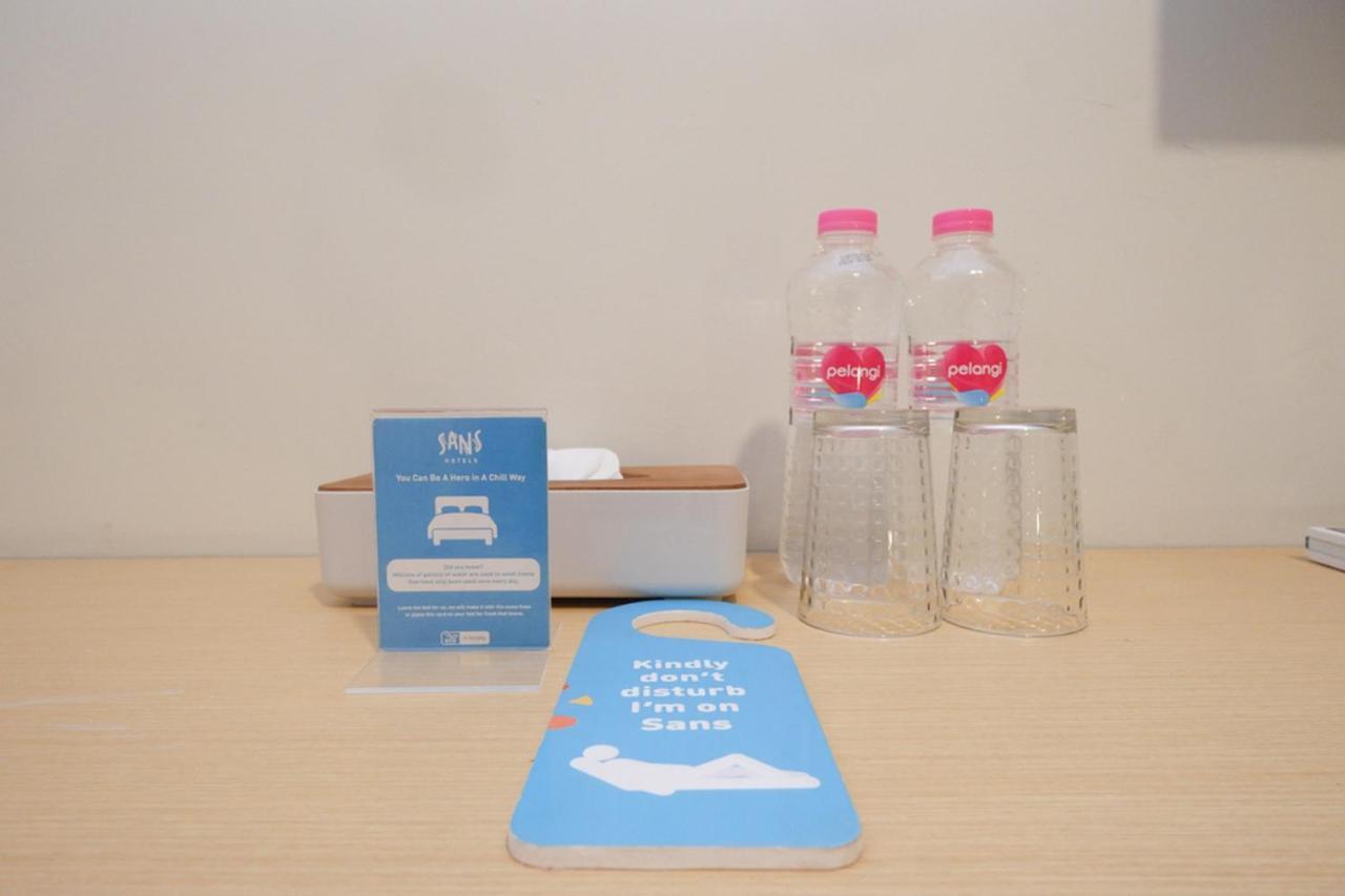 Sans Hotel Good Wish Semarang Jomblang Екстер'єр фото