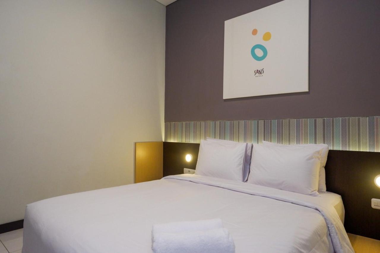 Sans Hotel Good Wish Semarang Jomblang Екстер'єр фото