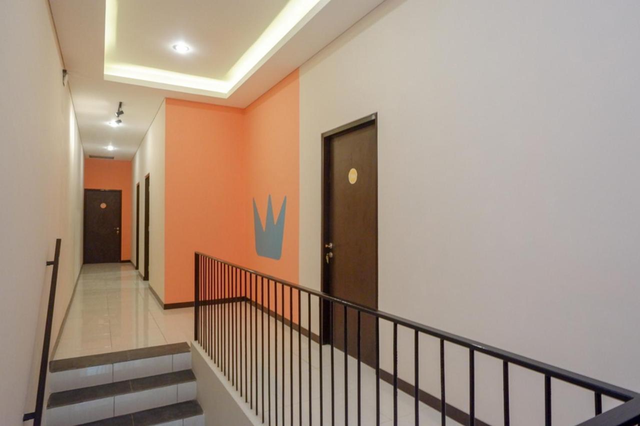 Sans Hotel Good Wish Semarang Jomblang Екстер'єр фото