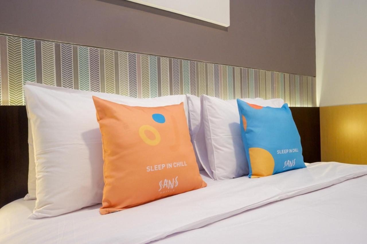 Sans Hotel Good Wish Semarang Jomblang Екстер'єр фото