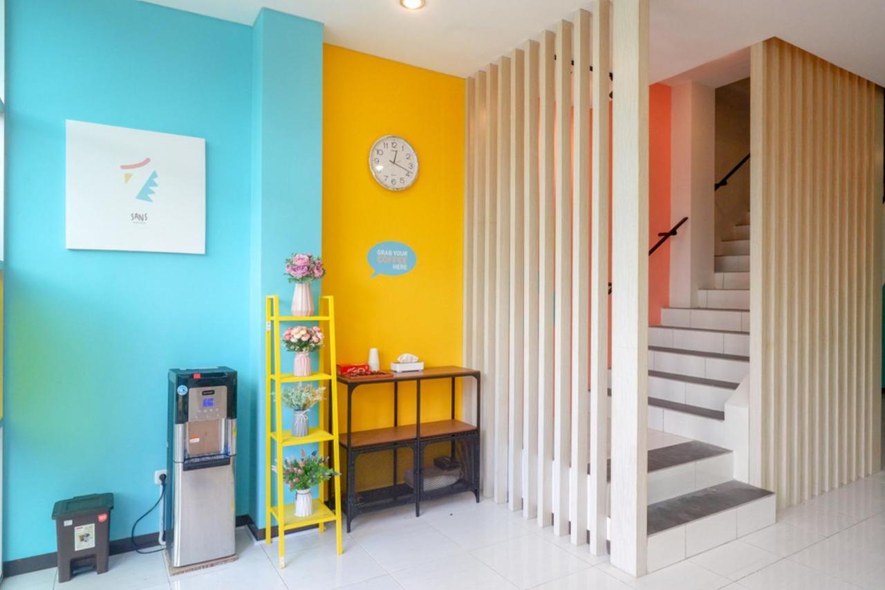 Sans Hotel Good Wish Semarang Jomblang Екстер'єр фото